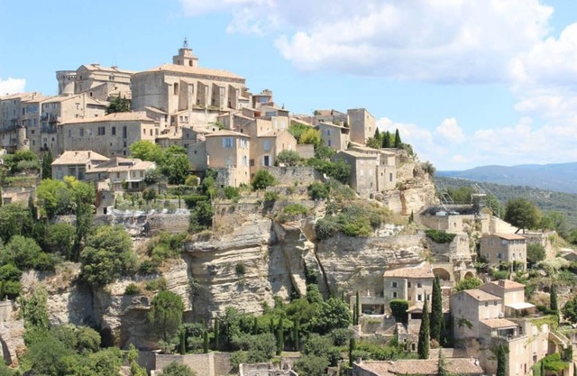 THE VIEW Californian villa with suspended pool