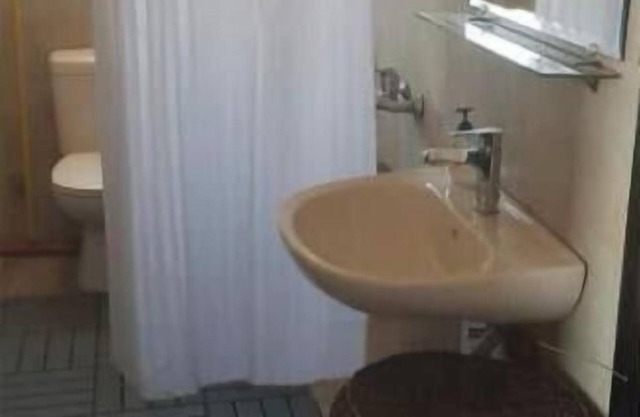 The View, Casa, Beverly hills & Casa: Studio+ large roof +pool in beverly hills
