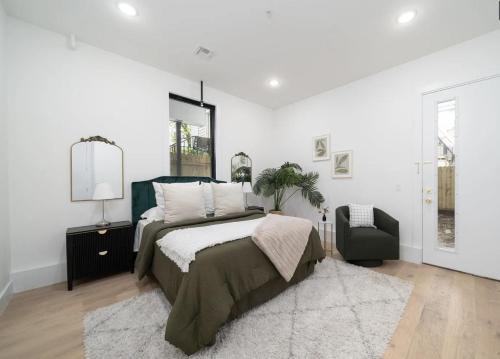 The View - Direct Bus Time Square NYC Breakfast Included - A