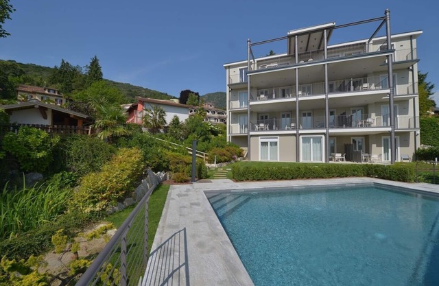 The View - Sun: design apt. with terrace