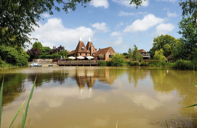 The Vineyard Oast & Barn - Sleep 25 - Private Pool - Boating Lake n