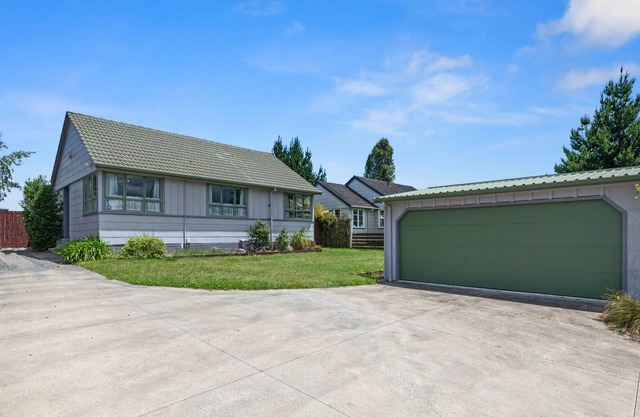 The Violet Villa - Rotorua Holiday Home
