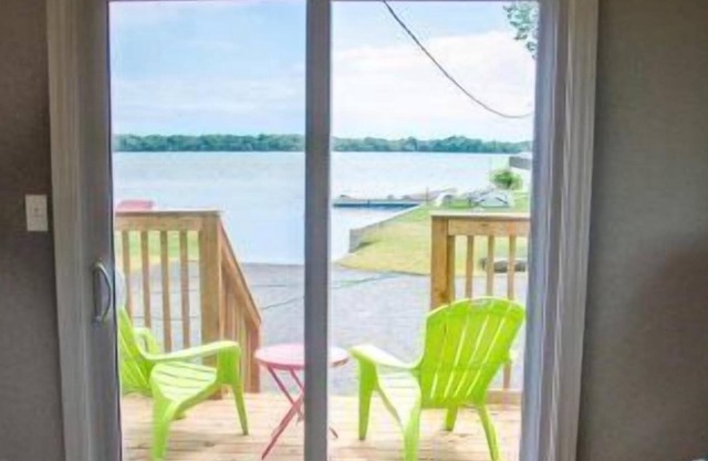 The Wellington-PEC couple getaway