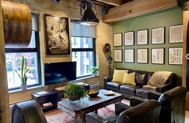 theLOFTonJAMES, Historic Exchange District, Exposed Brick & Beams, High Ceilings