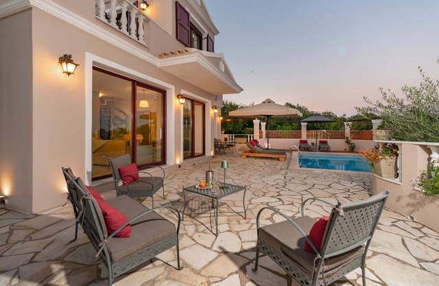 Theodora Villa - Two Bedroom Villa, Sleeps 4