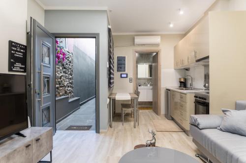 THESS OLD TOWN 2 free private parking of stayinthess