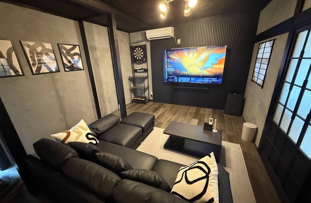 This is maicca maicca, an inn for rent in one building. The accommodation will focus on the coziness of a fully renovated old private house.