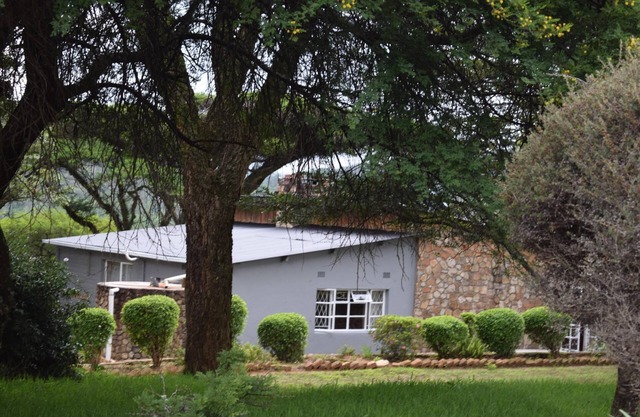 Three bedroomed house in Juliasdale - 2192