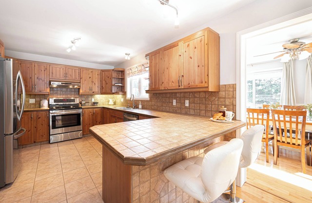 Three Lakes Cottage | Private Beach | Fireplace | BBQ |
