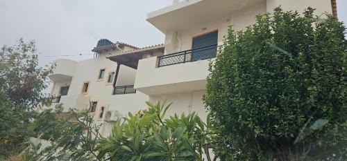 Three Waves Maisonettes - Manoussos