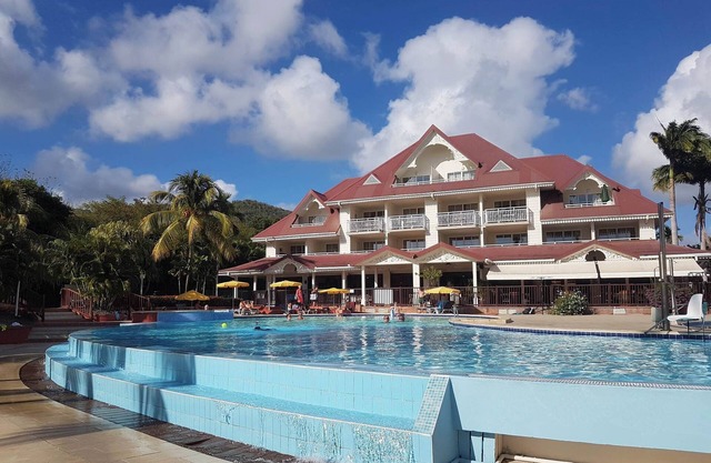 Ti Coco Luce Studio vue mer et Piscine