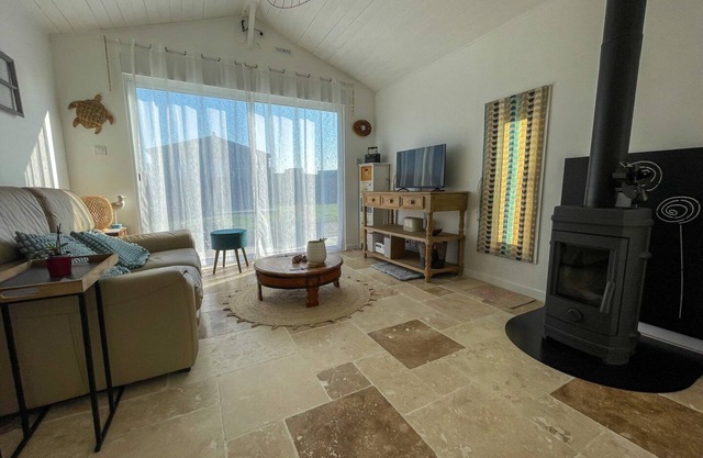 TI KAZ - Outside terrace - 5mn Beach