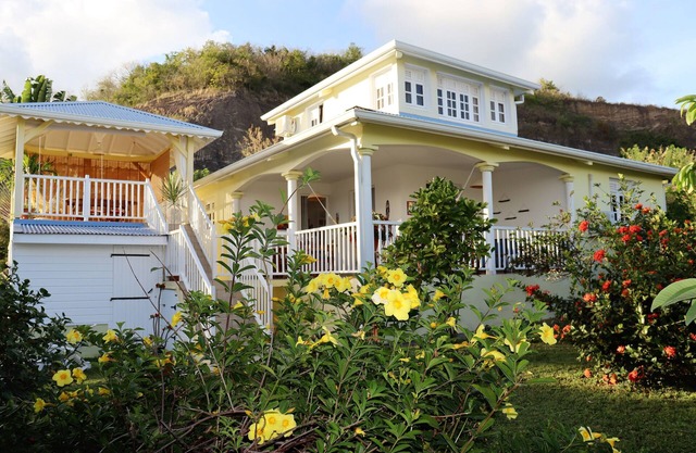 Ti Madinina, a must-see holiday resort with a view of the Diamant rock