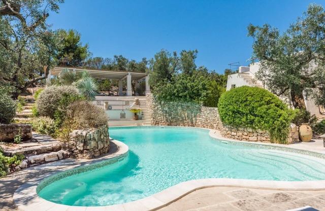 Tia Pool Trullo - Torre Suda