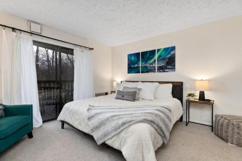 Timbers Studio 48 With Wintergreen Advantage