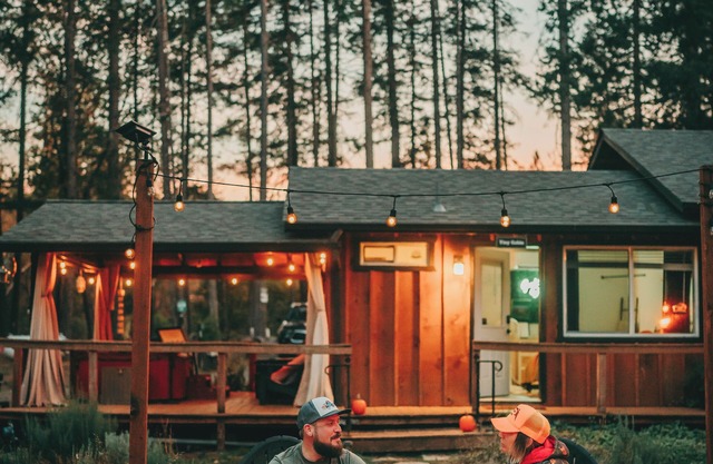 Tiny Cabin in the Woods w/Hot Tub and Firepit