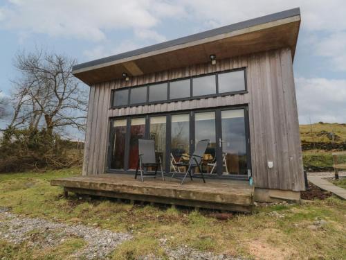 Tirlaggan Studio