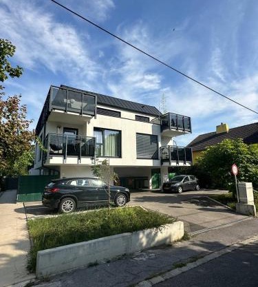 To Had Apartments with Balcony or Terrace, 500m from U-Bahn, Top Location