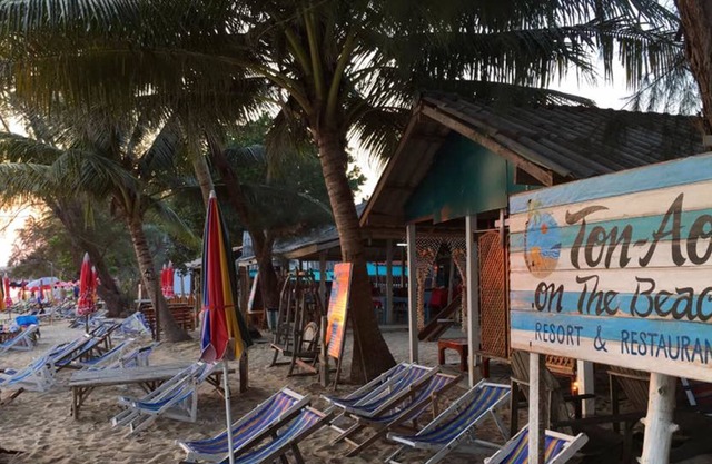 Ton-Aor on the beach resort & restaurant