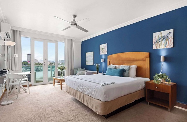 Tortoise Studio | Located at the Condado Lagoon Villas building in Condado