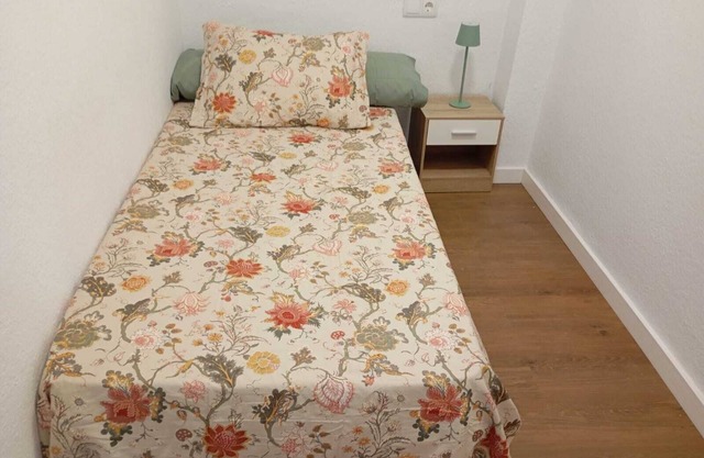 Tourist apartment in Simat de la Valldigna, Well equipped, 15 min from the beach