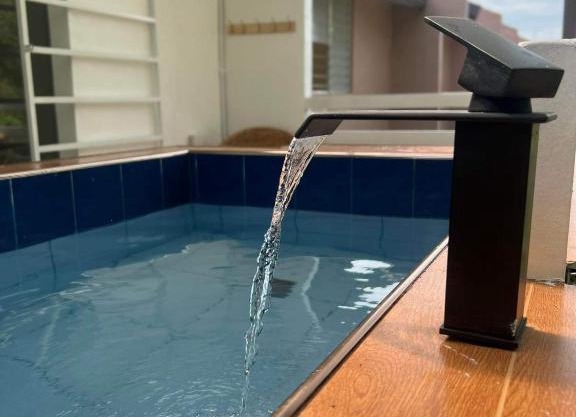 Townhouse with Jac Type Pool
