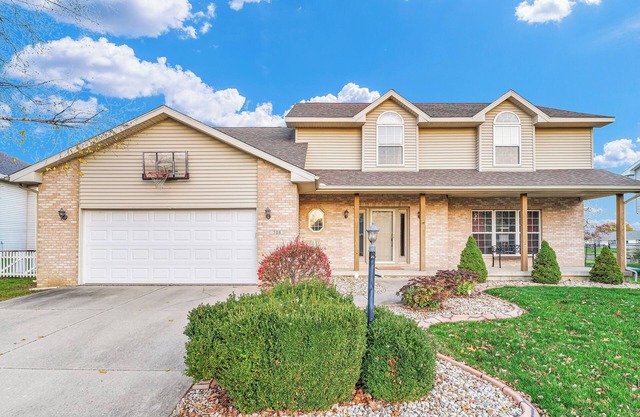 Tranquil Waterside Getaway