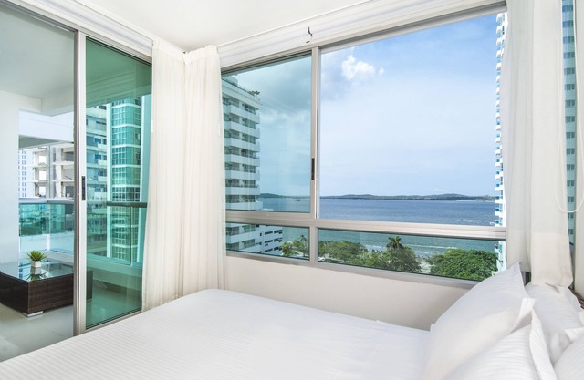 Travelers Suites Orange Cartagena