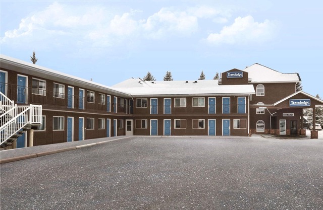 Travelodge by Wyndham Edmonton Airport