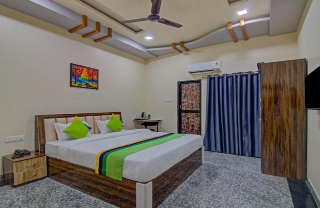 Treebo Royal, Chandrapur