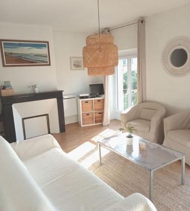 Triangle d'OR bel appartement 2ch lumineux et calme