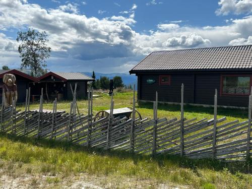 Trollvang, hytte med pool og sauna