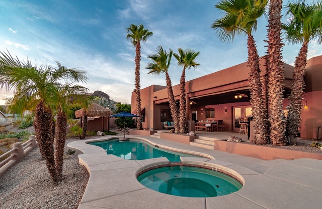Tropical Oasis w/Amazing Lake & Desert Views! Heated Pool & Spa