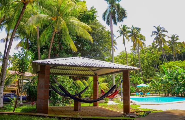 Tropical Private beach house 3 mins from the beach .Close to restaurants ,stores