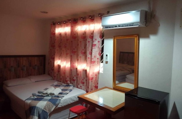 Tropical Retreat: Palawan Studio