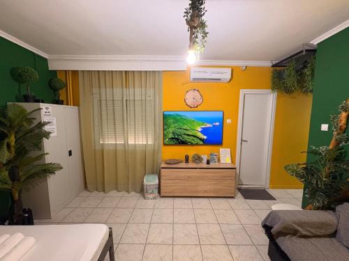 Tropical studio - myHomee