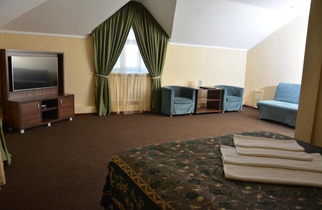 Tropicana Inn