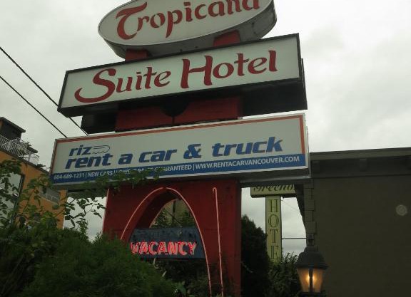 Tropicana Suite Hotel