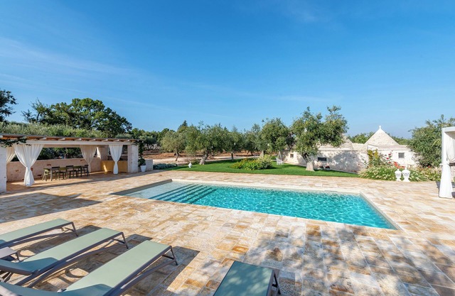 Trulli Vecchia Corte