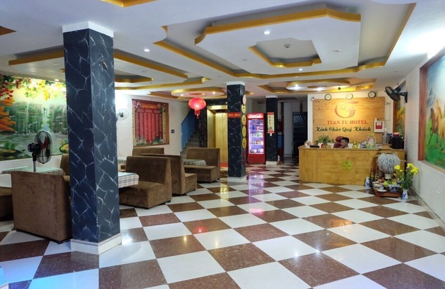 Tuan Tu Hotel