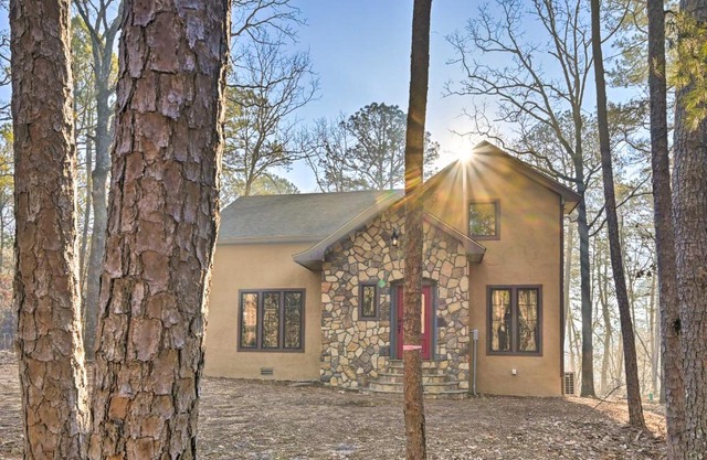 Tudor-Style Broken Bow Cottage with Hot Tub and Decks!