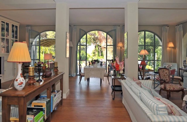 Tuscan-Style Villa With A Panoramic View