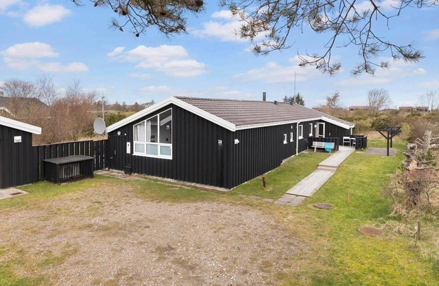 TV1590 Hirtshals - Øster Kjulvej 38