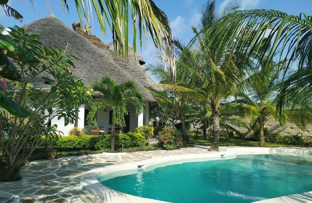 Twiga House Resort [ Piscina ☆ ] Pearl Beach