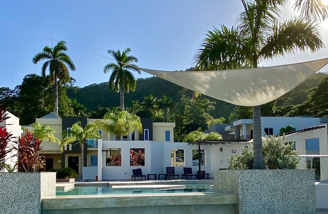 Twin Palms Retreat - Montego Bay Jamaica