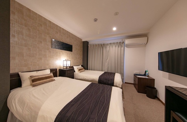 Twin Room/Osaka Ōsaka
