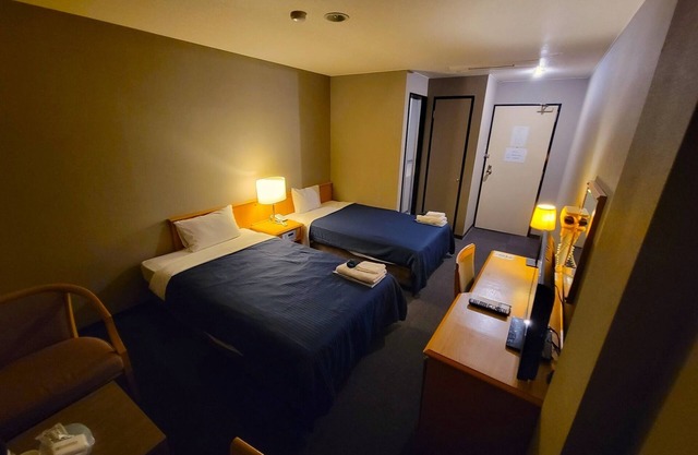 Twin room with round trip transfer to Kansai Airpo/Izumisano Ōsaka