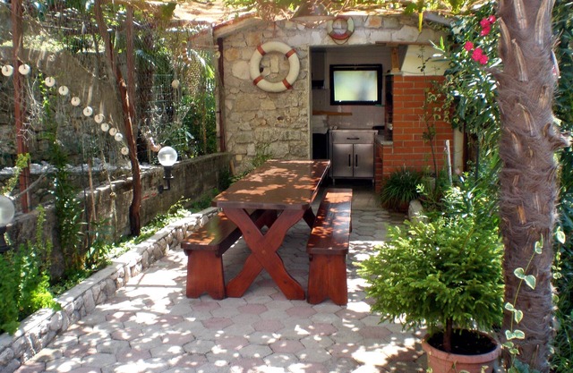 Two bedroom apartment with terrace Mošćenička Draga, Opatija (A-18440-b)
