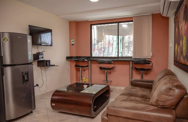 Two bedroom AC hot tub