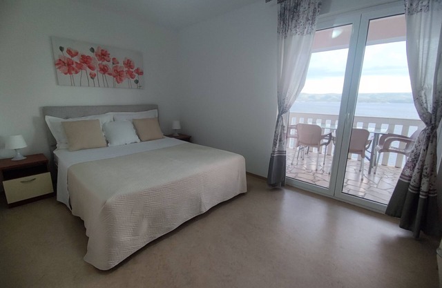 Two-bedroom Apartment C2B with swimming pool